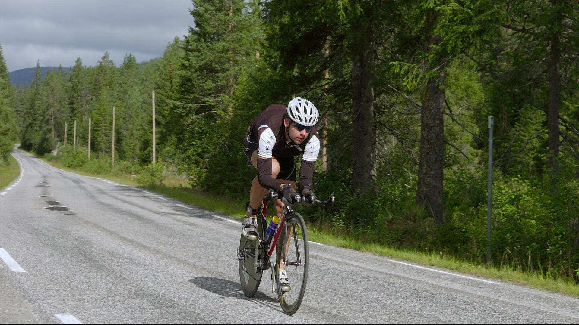 华体会官网入口-法国小将横空出世，6大豪门争抢年轻前锋，法国队新秀小将